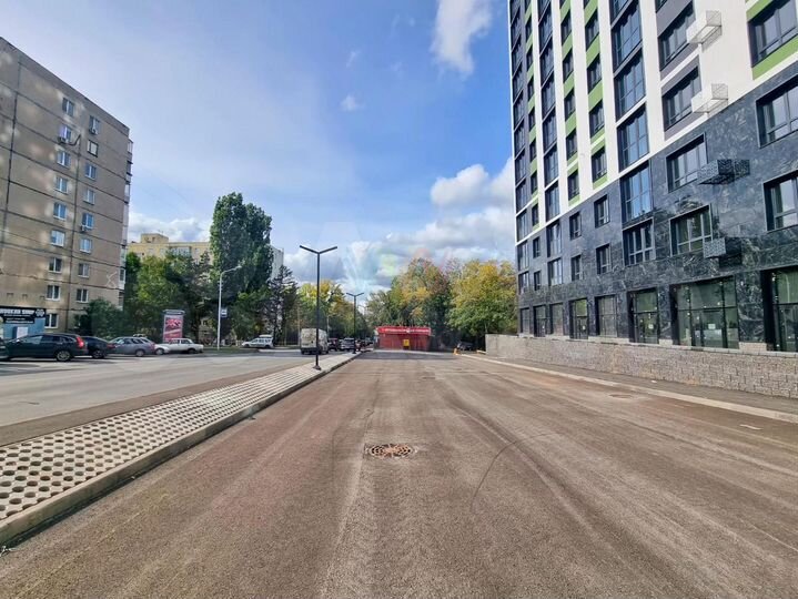 Торговое помещение 49 м2 на красной линии