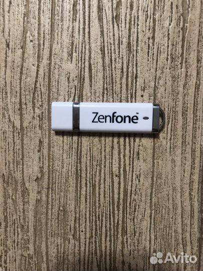 Флешка 16 Гб