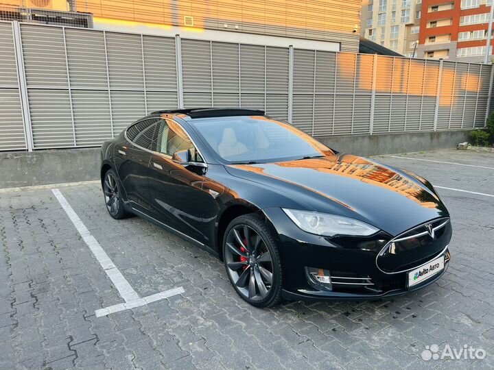 Tesla Model S 470 л.с. AT, 2014, 150 000 км
