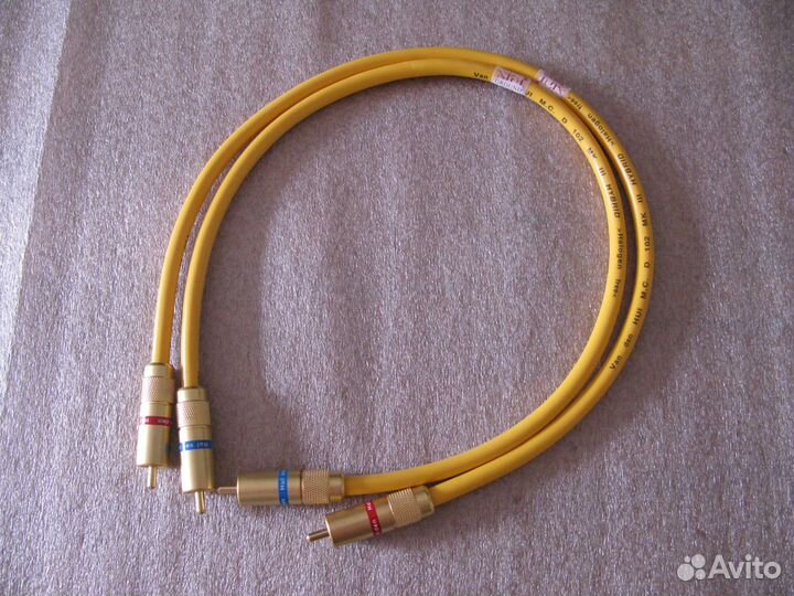 Межблочный кабель 2 RCA Van den Hul 0.5/1/1,5/2м