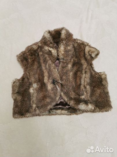 Жилнтка меховая болеро M&S per una L