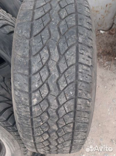 Yokohama Geolandar H/T-S G051 215/65 R17