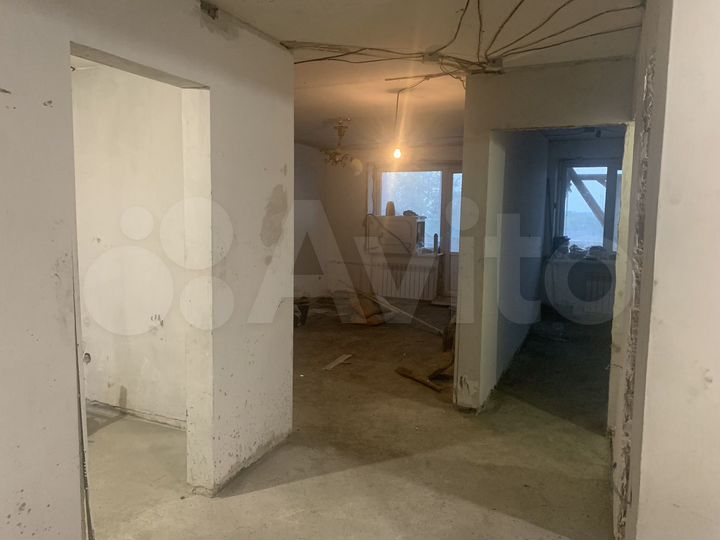 2-к. квартира, 52 м², 5/5 эт.