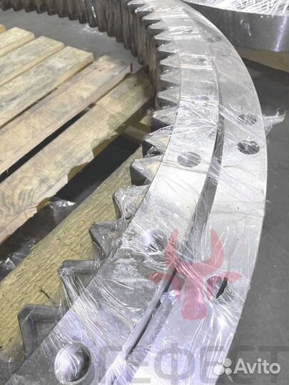 Опорно-поворотный круг EC290BLC 14563335