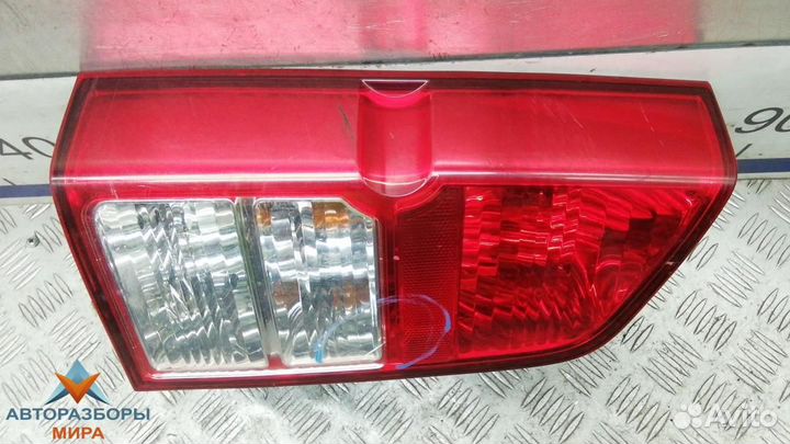 Фонарь задний левый Nissan Pathfinder R51 2005