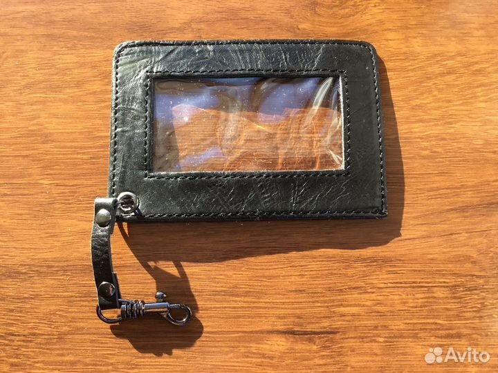 Чехол / бейдж нат.кожа на карабине, кошелек