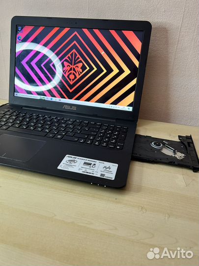 Игровой Свежий Ноутбук Asus с GeForce 920M/i3-4005