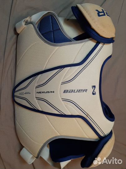 Хоккейные принадлежности (баул, шлем, защита и т.п