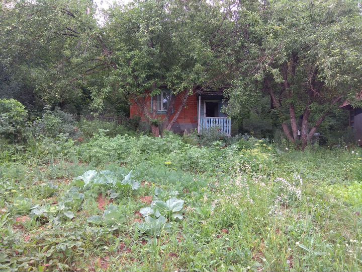 Дача 10 м² на участке 4 сот.