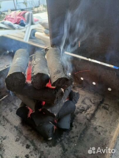 Древесно-угольные брикеты