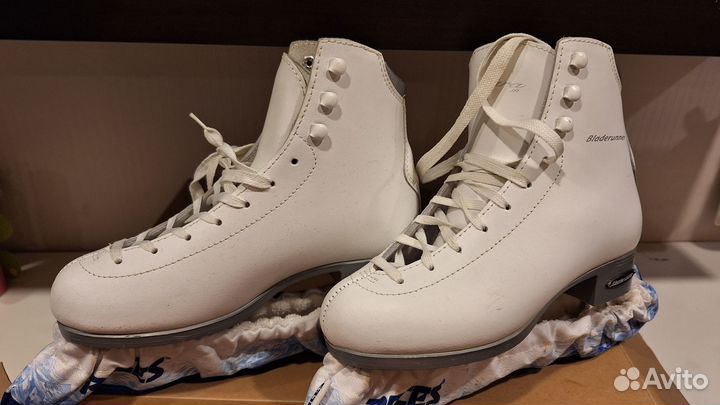 Коньки фигурные детские профессиональные