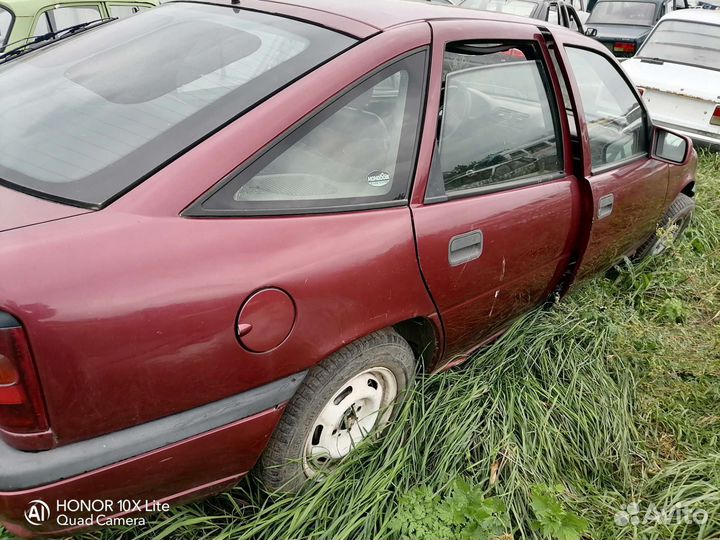 Капот opel vectra