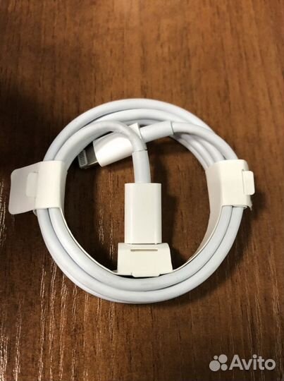 Lightning to USB-C Apple iPhone кабель