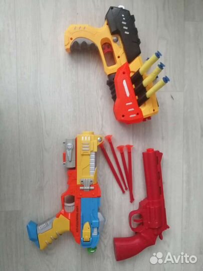 Пистолеты Бластеры