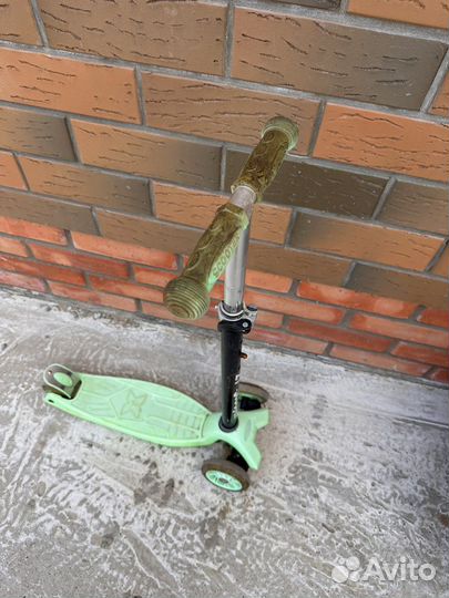 Самокат б/у детский трехколесный