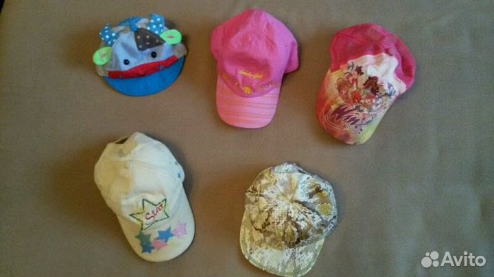 Много шапочек для детей на разный возраст