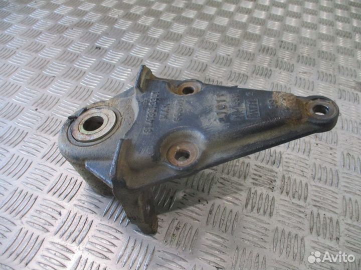 Кронштейн крепления передней рессоры задний MAN 81