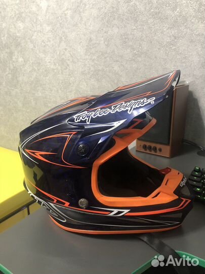 Шлем Troy Lee designs SE4