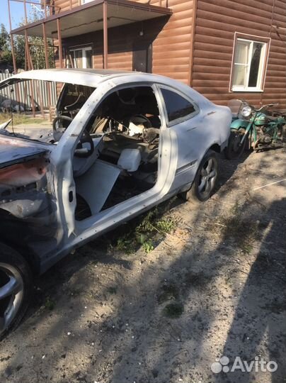 Кузов мерседес 208