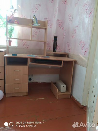 Компьютерный стол