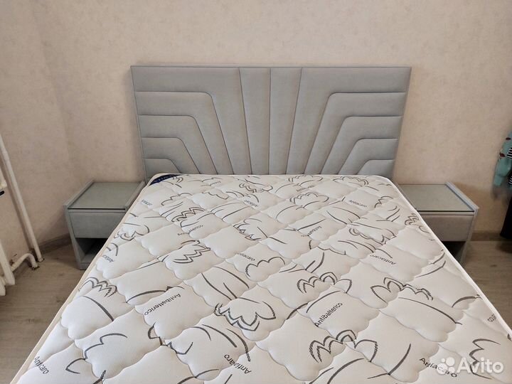 Кровать двухспальная 160*200