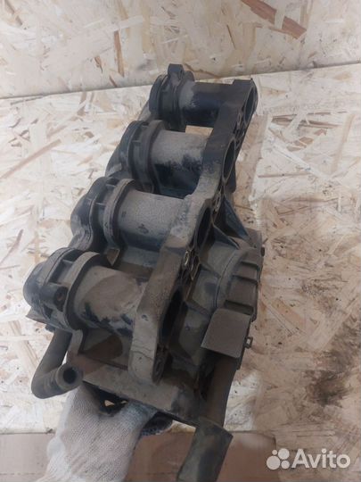 Выпускной коллектор kia/ Hyundai