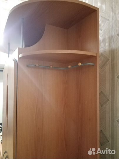 Шкаф в прихожую бу