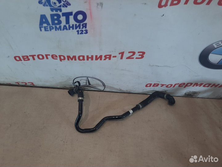 Патрубок системы охлаждения Mercedes C180 W204