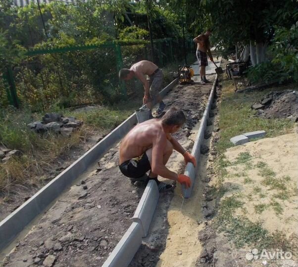 Укладка тротуарной плитки / укладка брусчатки под