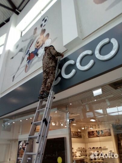 Монтаж рекламы: баннеры, вывески, короба