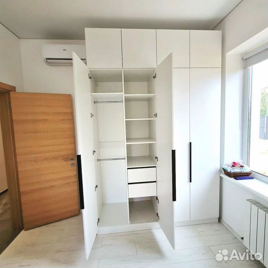 Шкаф распашной с фрезеровкой