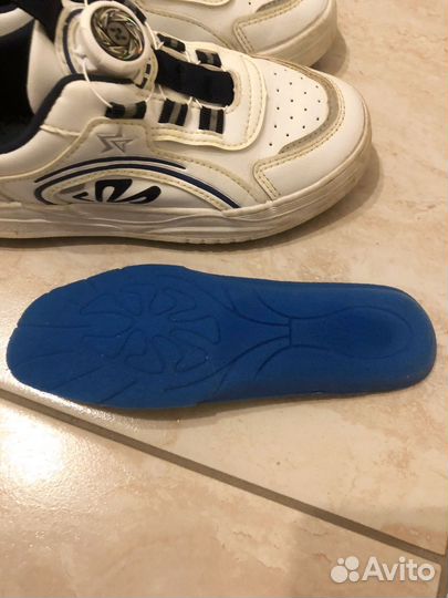 Кроссовки детские 33 размер