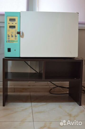 Сухожаровый шкаф