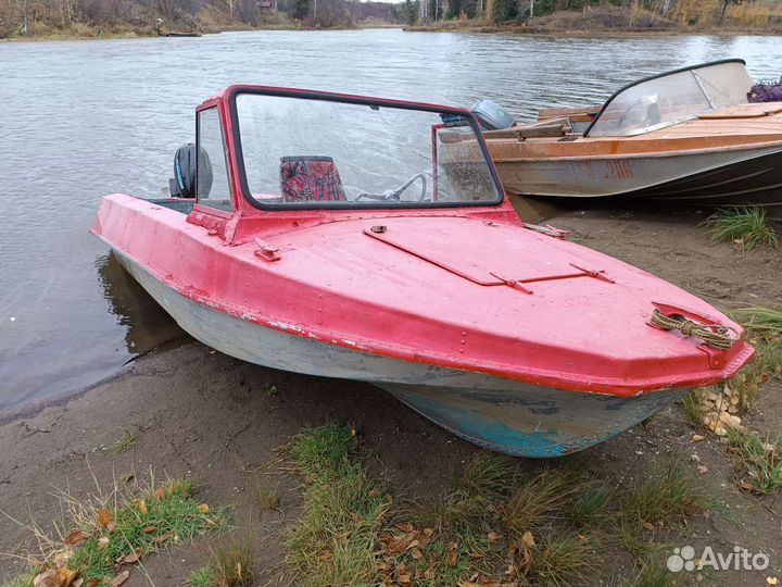 Мотолодка Обь - М