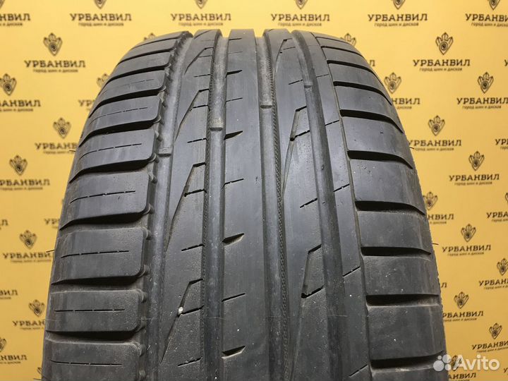 Nokian Tyres Hakka Blue 2 215/45 R16 90V