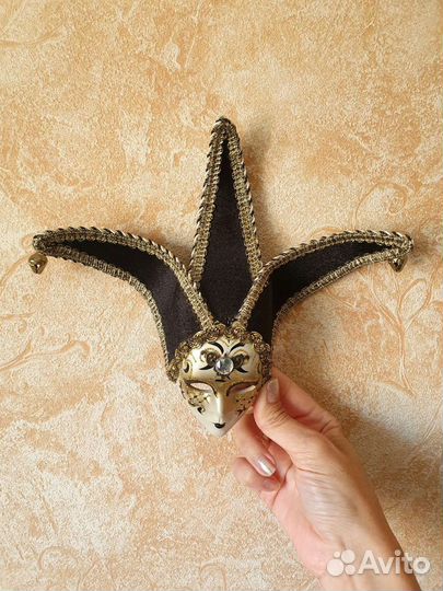 Маска венецианская декоративная для интерьера