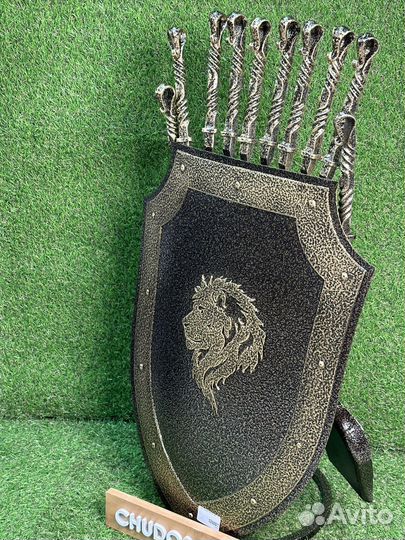 Щит подставка / Кованные шампура / Набор шампуров