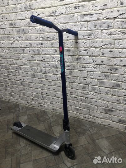 Трюковой самокат (кастом)