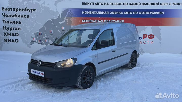 Панель передняя Volkswagen Caddy (2k)