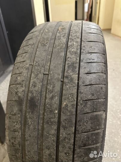 Michelin Pilot Sport 4 245/45 R18