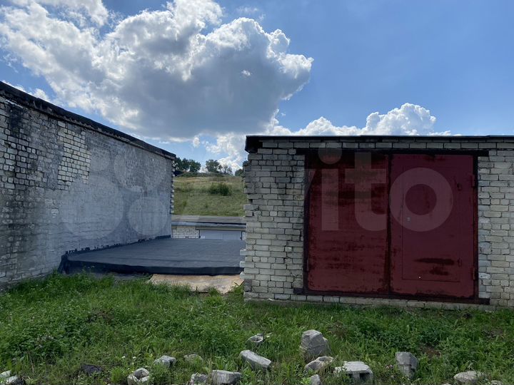 Гараж, > 30 м²