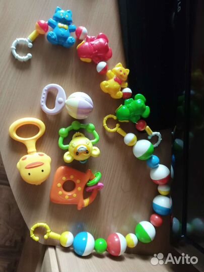 Игрушки, детские вещи пакетом