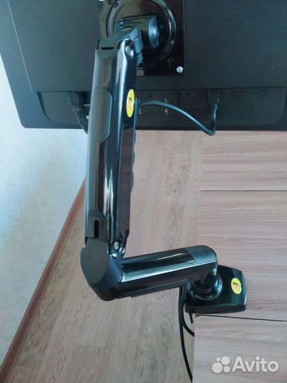 Кронштейн для монитора NB F80 Новый