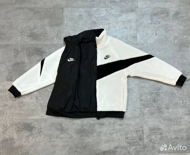 Куртка Nike Big Swoosh