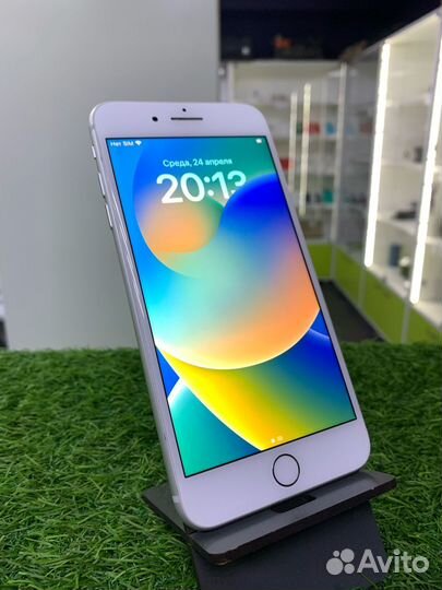 iPhone 8 Plus, 64 ГБ