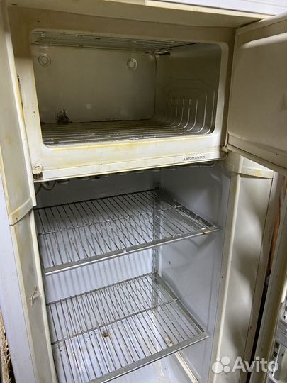 Холодильник ЗИЛ