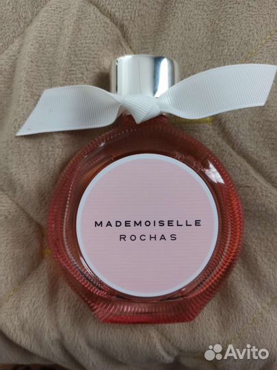 Духи женские mademoiselle rochas туалетная вода