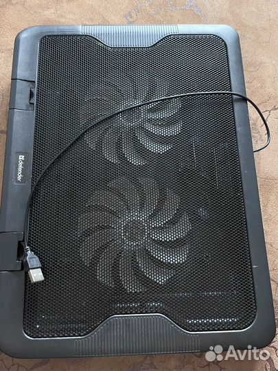 Подставка с охлаждением для ноутбука