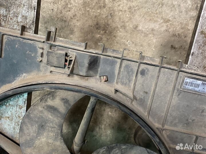 Вентилятор радиатора Mercedes