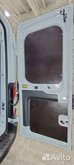 Обшивка кузова фургона Форд Транзит L2H2 комплект